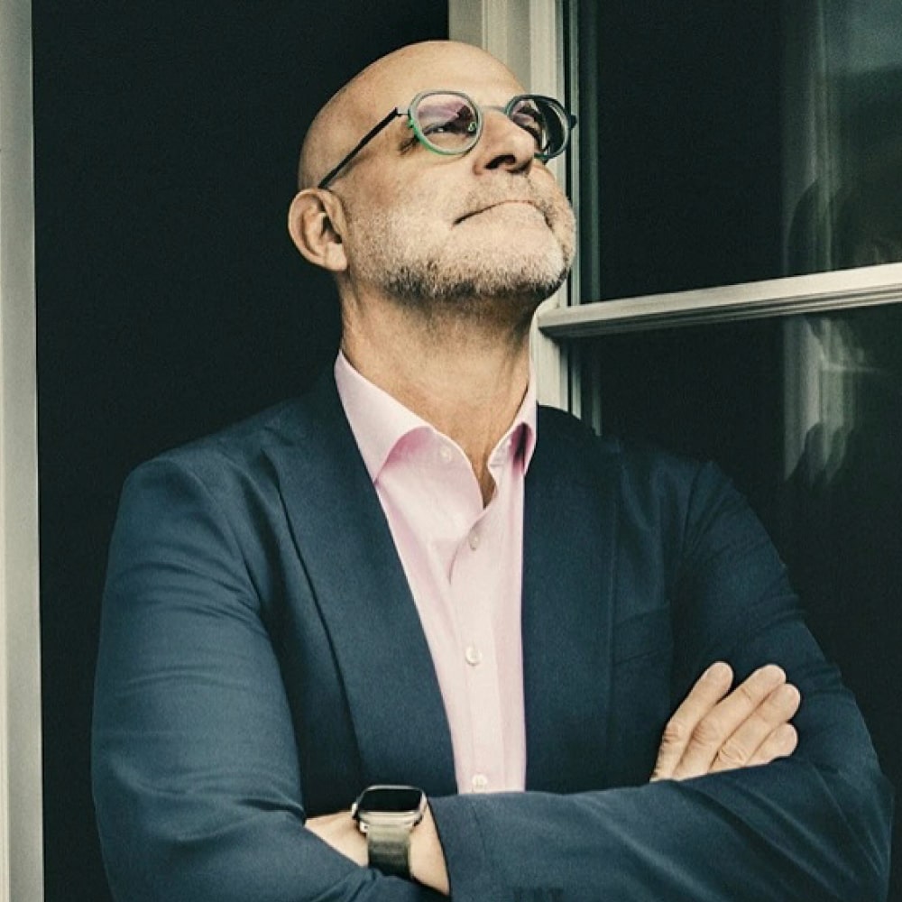 Portrait de Harlan Coben, auteur américain de thrillers.
