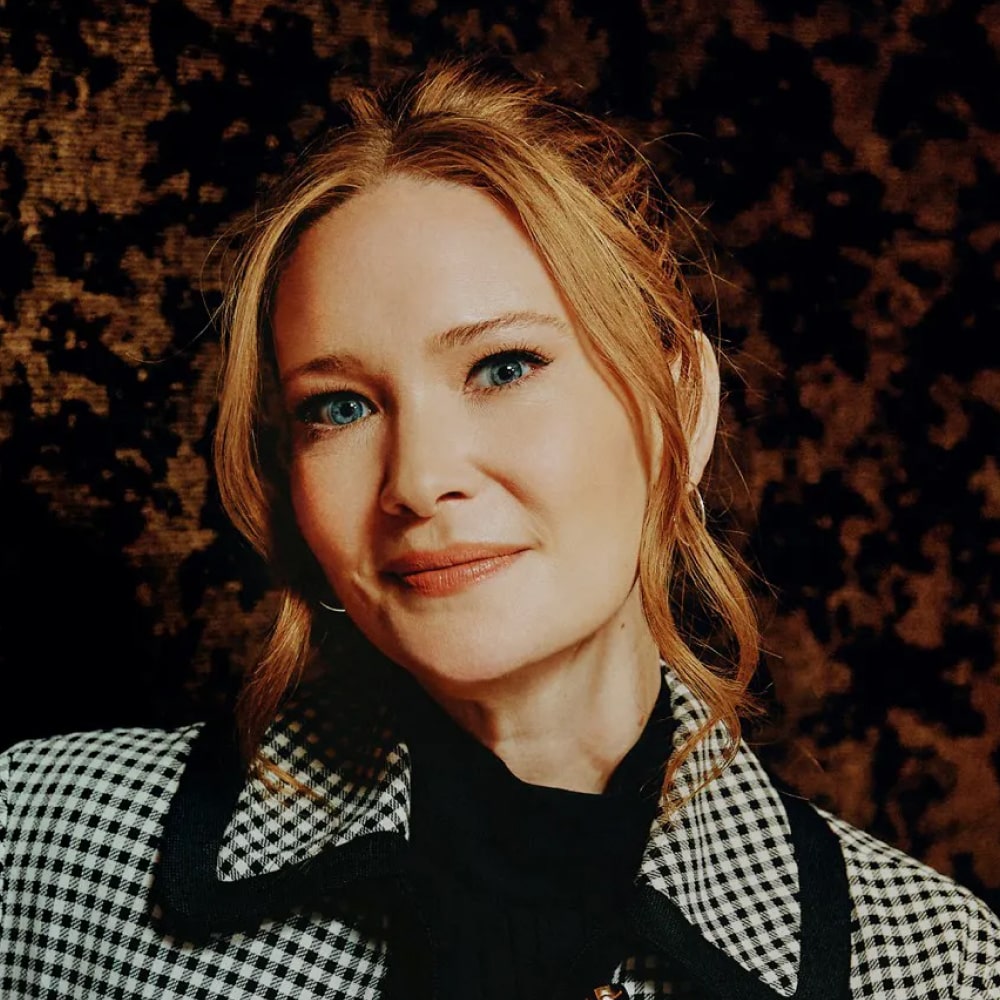 Dans Quel Ordre Lire les Livres de Sarah J. Maas ?