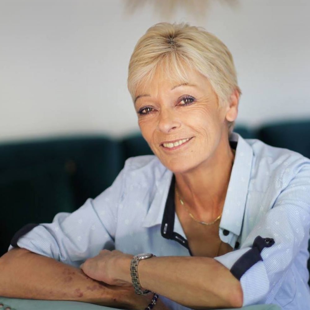 Dans Quel Ordre Lire les Livres de Françoise Bourdin ?