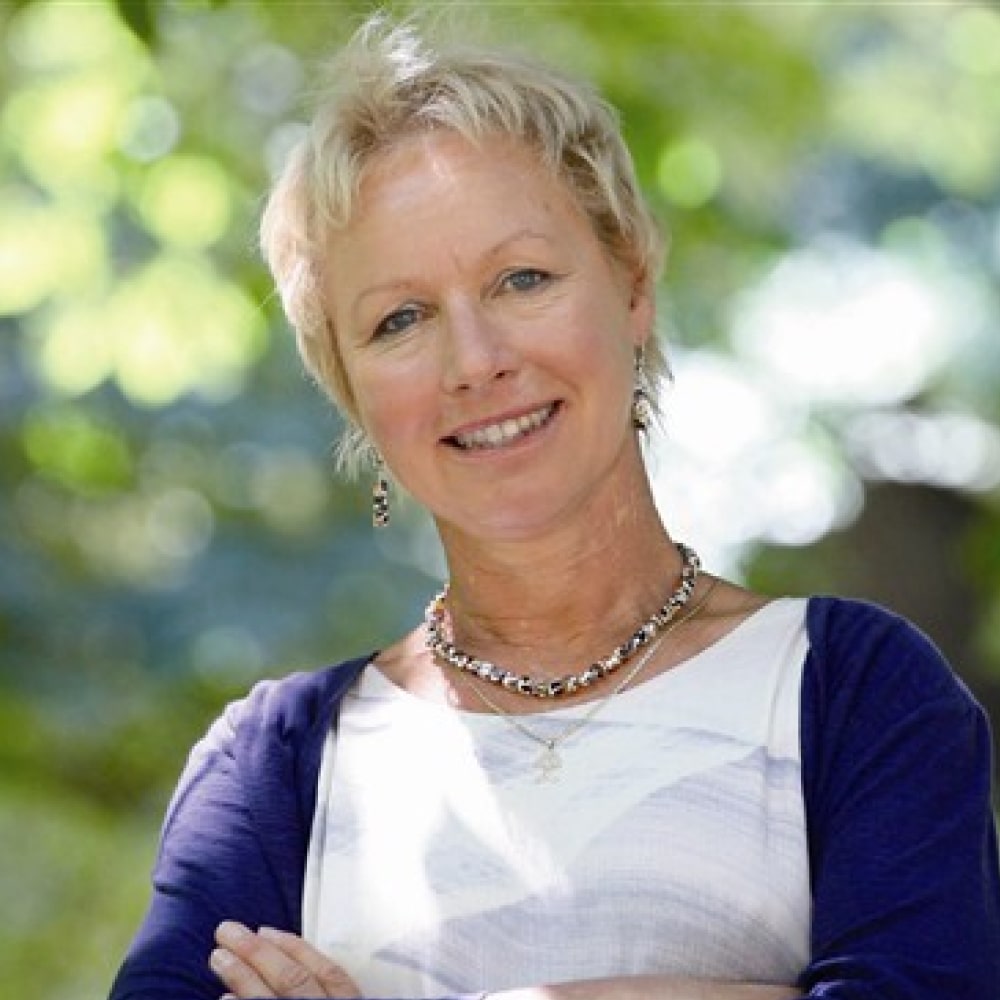 Dans Quel Ordre Lire les Livres de Sarah Lark ?