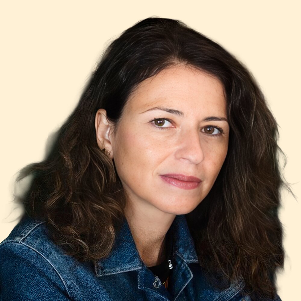 Dans Quel Ordre Lire les Livres de Karine Tuil ?